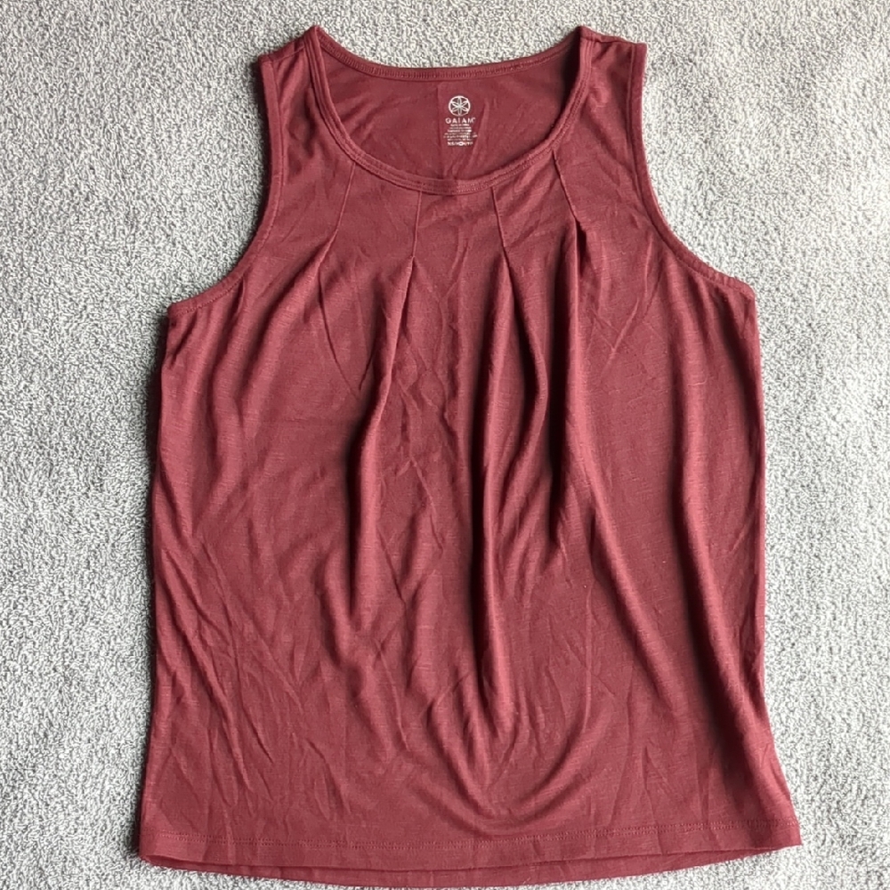 GAIAM Red Sleeveless Relaxed Tank Top Size XS